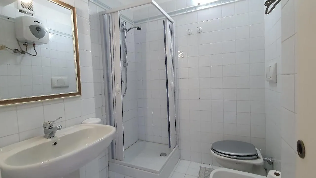 Em Holiday Apartment Quartu Sant'Elena 0*,