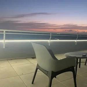 penthouse-aureliana-attico-con-piscina-a-roma.it-romehotels.com/
